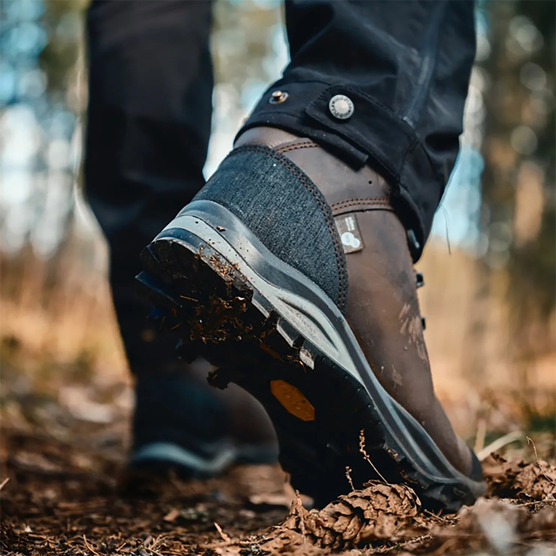 pinewood-9935-midboot-8