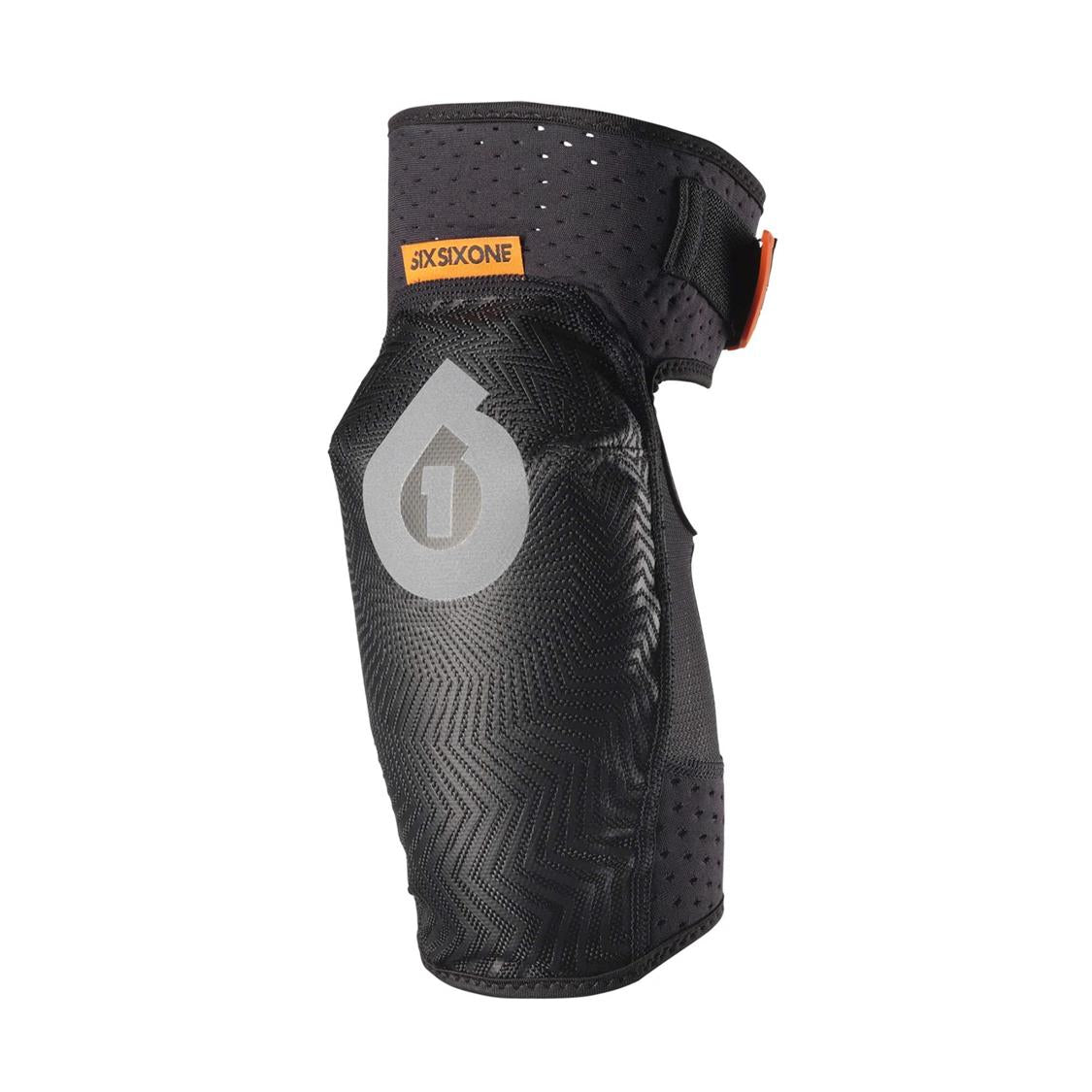 Comp-AM-1800px-elbow-front_1800x