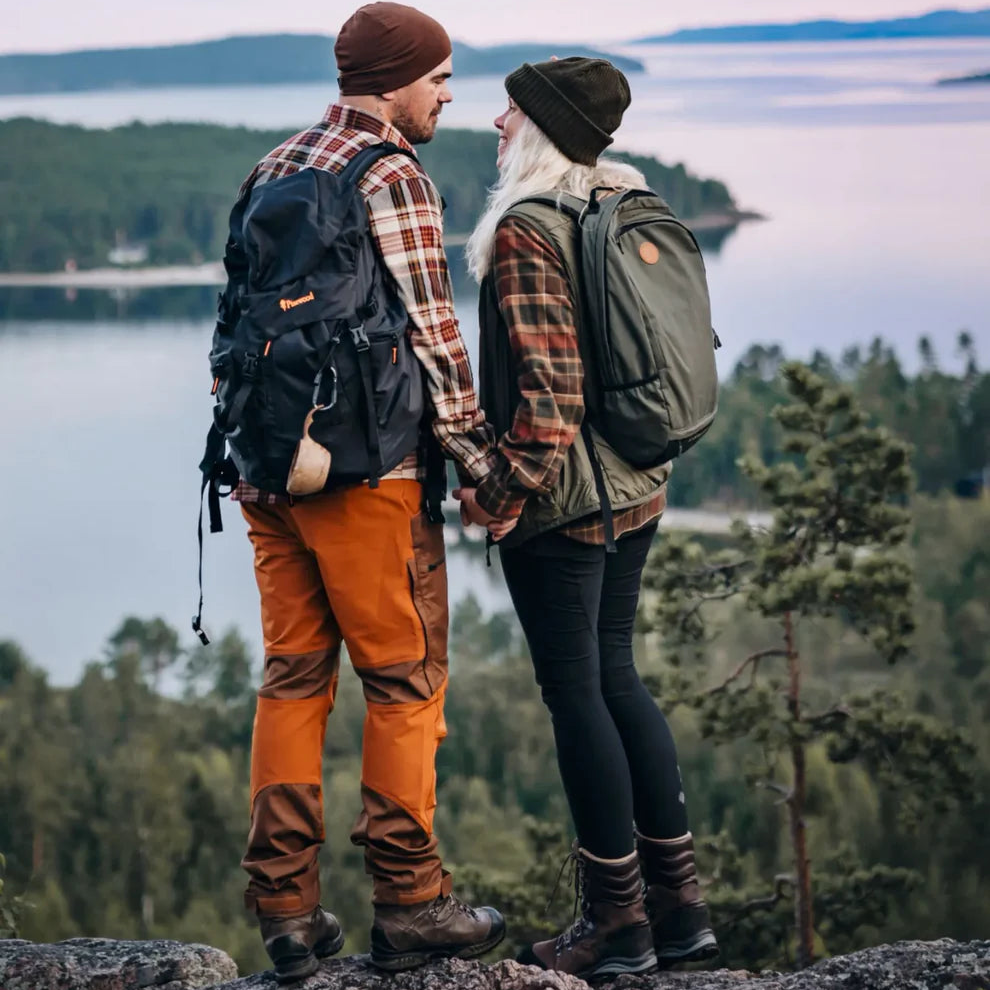 9934-205-40-1_Pinewood (1)