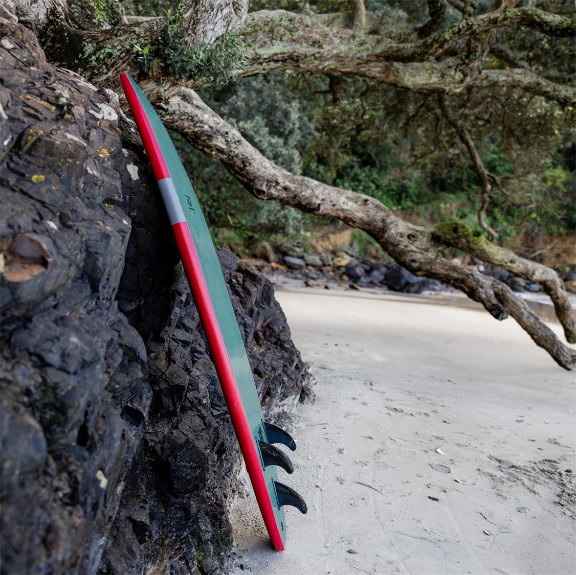 Seadog 7ft Red Lifestyle (2)-min