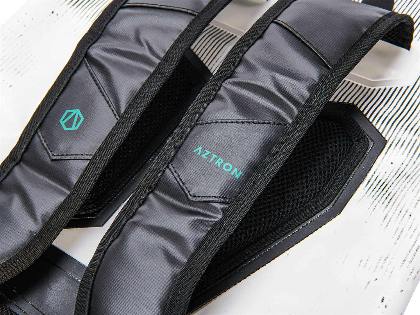 Aztron 22L Dry Bag (7)